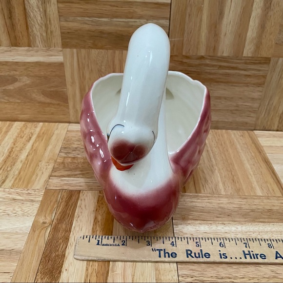 Vintage Pink & White 8 1/2” Large Swan Planter Ceramic Glazed Pottery Swan - Picture 3 of 14